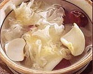 红枣冬菇汤