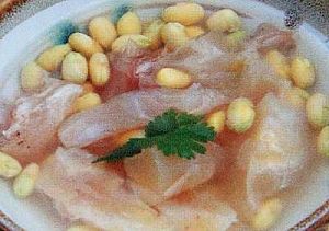 猪蹄筋黄豆汤