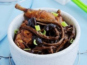(图)茶树菇炖鸡