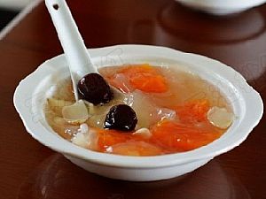木瓜银耳百合汤
