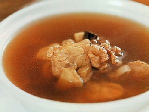 杜仲核桃兔肉汤