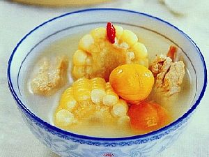 板栗玉米排骨汤