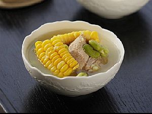 玉米蚕豆排骨汤