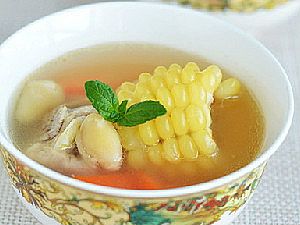 白果玉米排骨汤