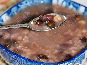 山药豆薏米红豆粥