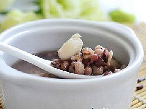 祛湿薏米红豆汤