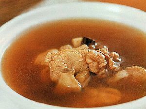 杜仲核桃兔肉汤